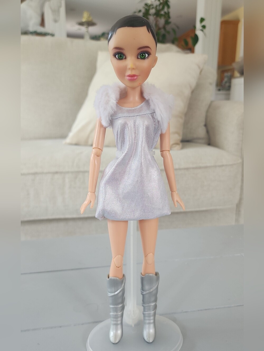 Spin Master Liv Fashion Doll Daniela Brunette In Liv Clothing and Shoes Dress